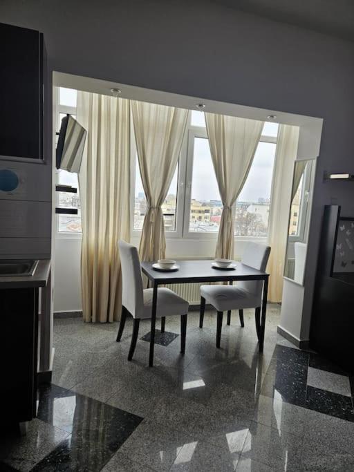 Appartamento In The Heart Of Bucarest